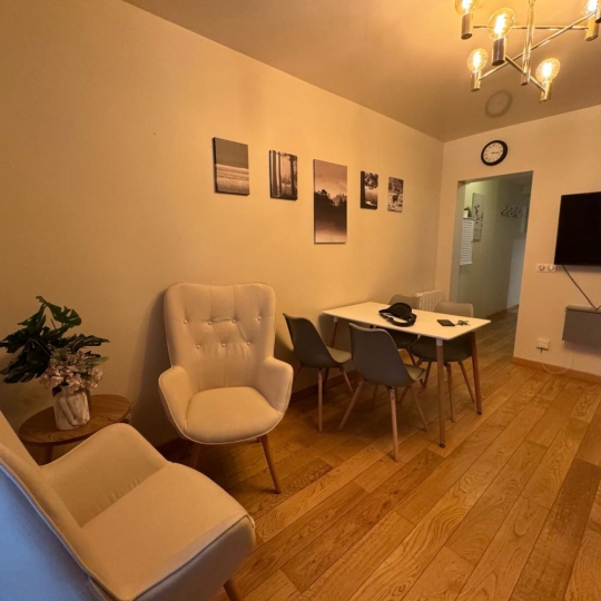  RENTAL EXPERT IMMOBILIER : Apartment | PARIS (75017) | 47 m2 | 1 950 € 