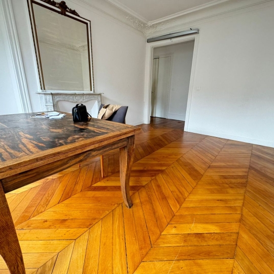  RENTAL EXPERT IMMOBILIER : Apartment | PARIS (75005) | 66 m2 | 2 300 € 