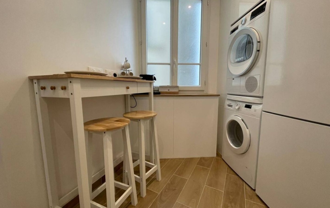 RENTAL EXPERT IMMOBILIER : Appartement | PARIS (75016) | 12 m2 | 1 300 € 