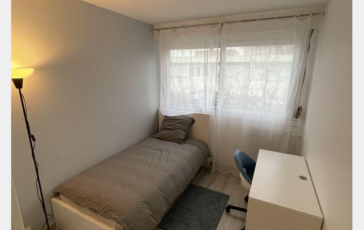 Appartement P1   CERGY  10 m2 540 € 
