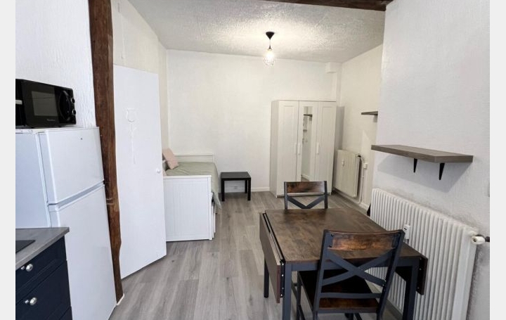 Studio   MEAUX  21 m2 700 € 